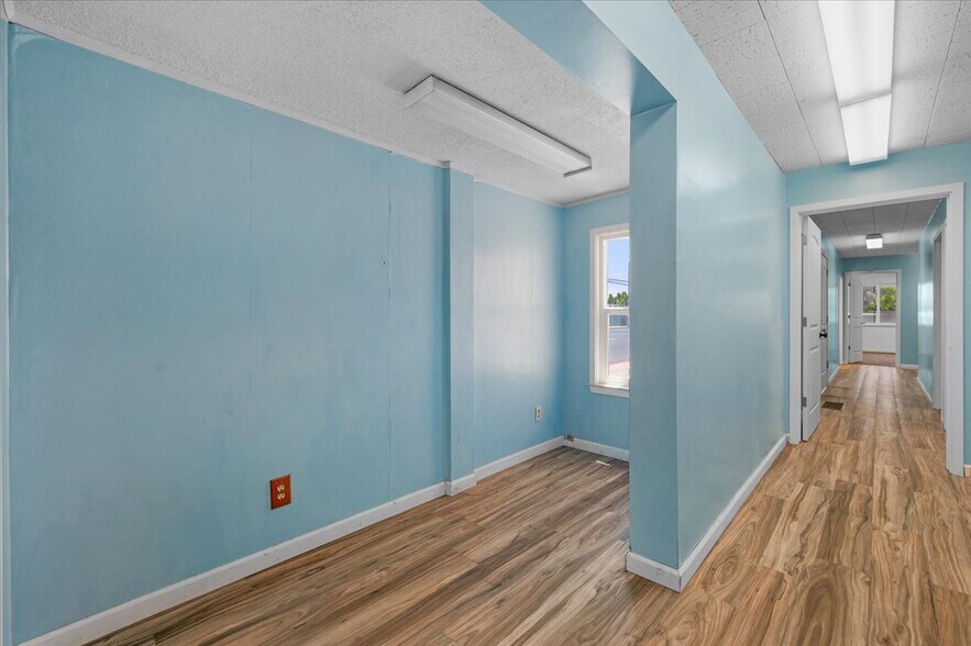 More Photos Of 2611 N Fresno St, Fresno Medical For Sale