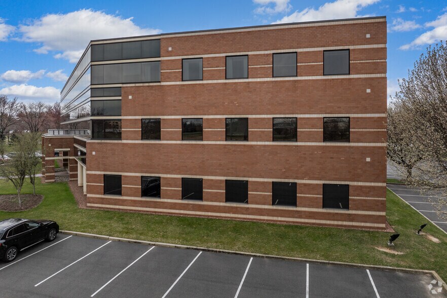 More Photos Of 104 Interchange Plz, Monroe Township Medical For Lease