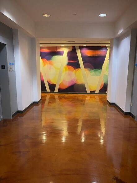 More Photos Of 2050 N Greenville Ave, Richardson Office For Sale