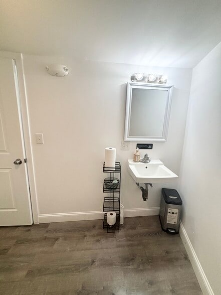 More Photos Of 98-102 Main St, Malden General Retail For Lease