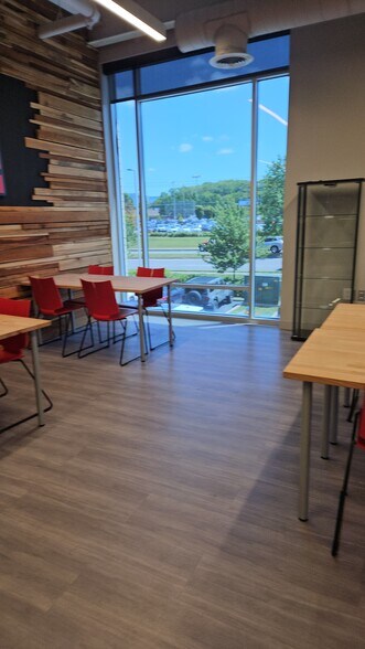 More Photos Of 4107 Mallory Ln, Franklin Medical For Sale