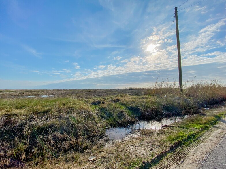 More Photos Of TBD Gulf Beach, Cameron Land For Sale