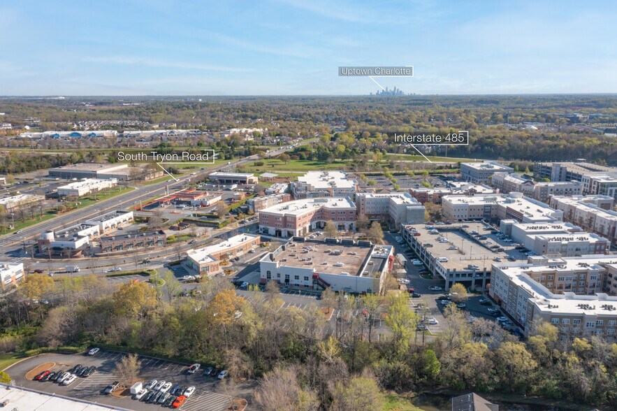 More Photos Of 2135 Ayrsley Town Blvd, Charlotte Freestanding For Lease