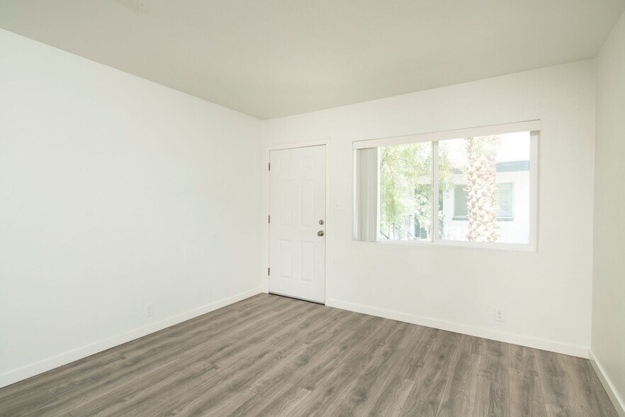 More Photos Of 1934 E Fairmount Ave, Phoenix Apartments For Sale