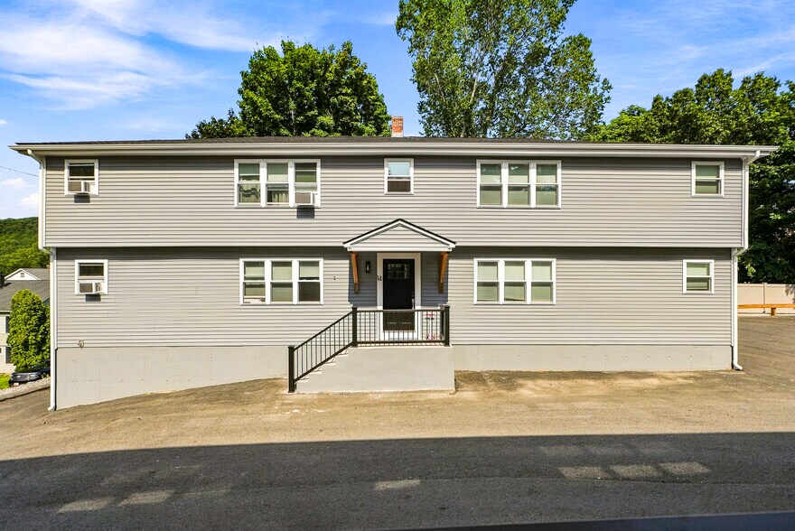 More Photos Of 12-14 Hunnewell Rd, Worcester Apartments For Sale