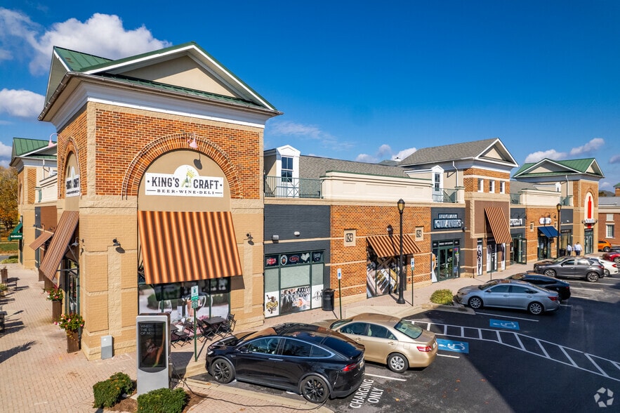More Photos Of 402 King Farm Blvd, Rockville Unknown For Lease