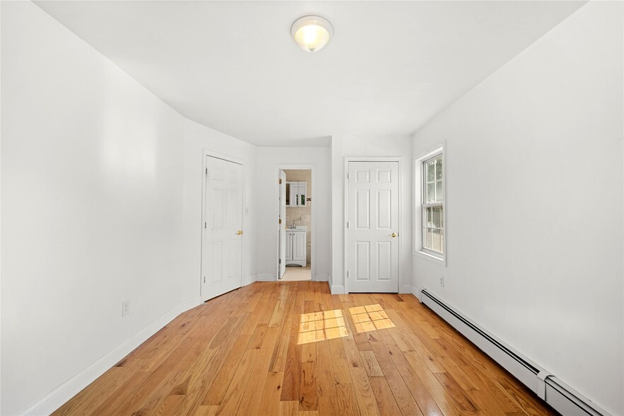 More Photos Of 22612 146th Ave, Springfield Gardens Multifamily For Sale
