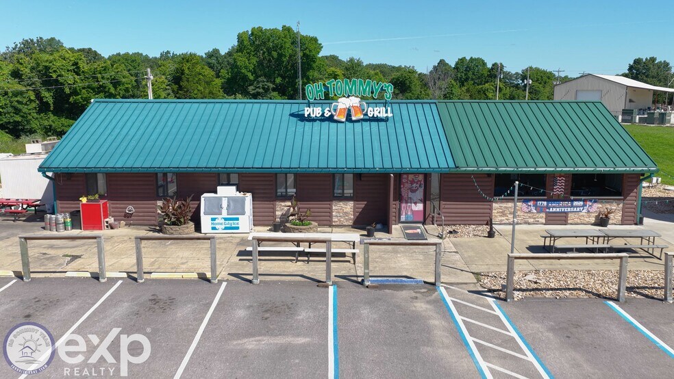Primary Photo Of 6285 State Rte 7, Roach General Retail For Sale