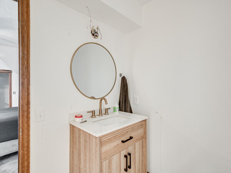 More Photos Of 3595 E State Highway 9, Norman Industrial For Sale