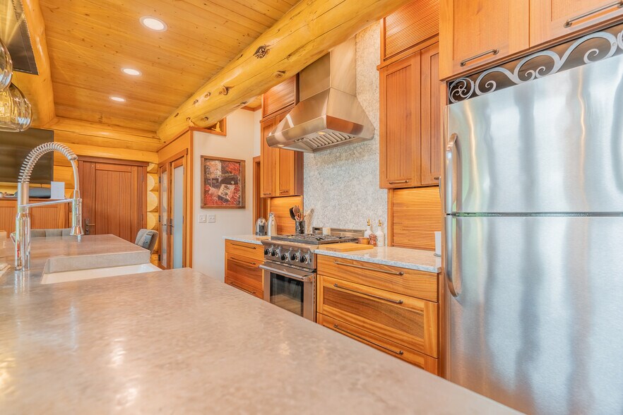 More Photos Of Quartz Lake, Delta Junction Lodge Meeting Hall For Sale