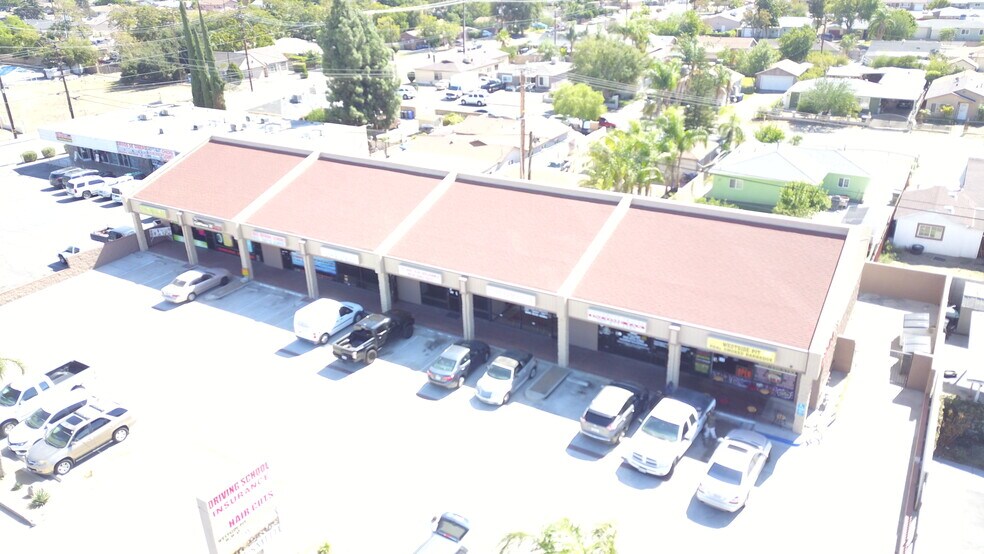 More Photos Of 519 W Foothill Blvd, Rialto Unknown For Lease