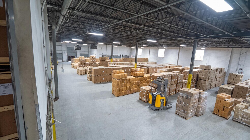 More Photos Of 1050 Edward St, Linden Warehouse For Lease