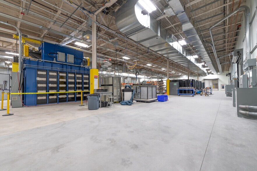 More Photos Of 196 E Main St, Milford Light Manufacturing For Sale