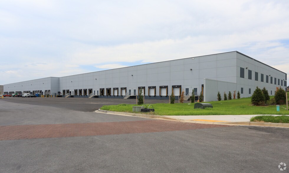More Photos Of 4660 New Design Rd, Frederick Warehouse For Lease