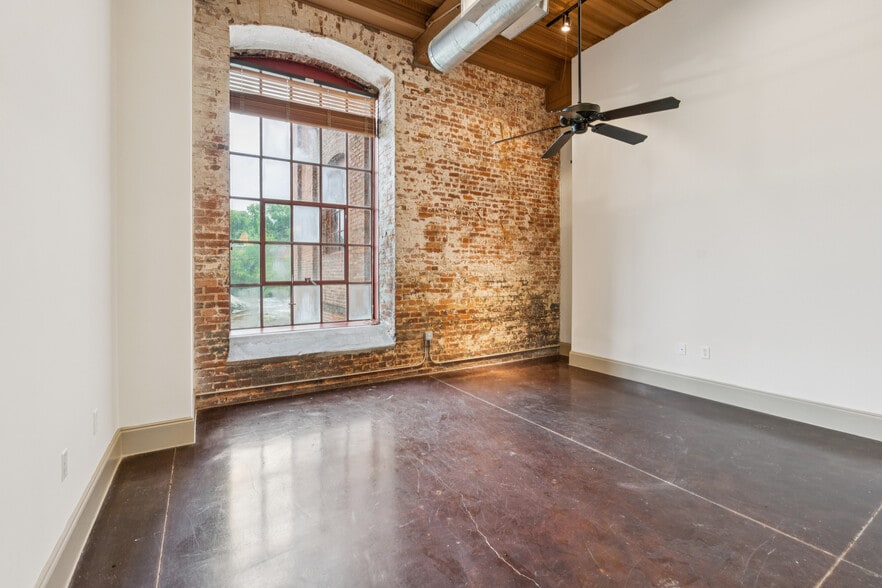 More Photos Of 2100 Main St, Porterdale Apartments For Lease