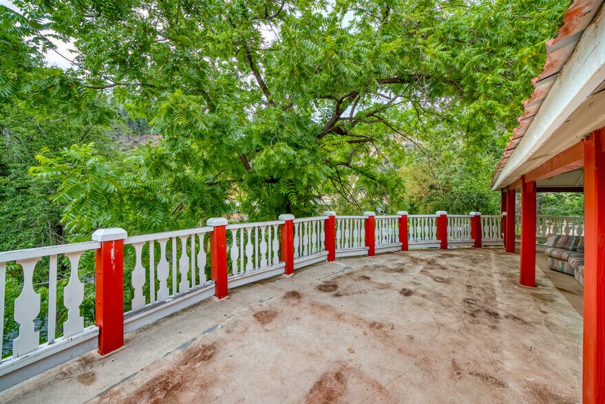 More Photos Of 14785 Belden Town rd, Belden Hotel For Sale