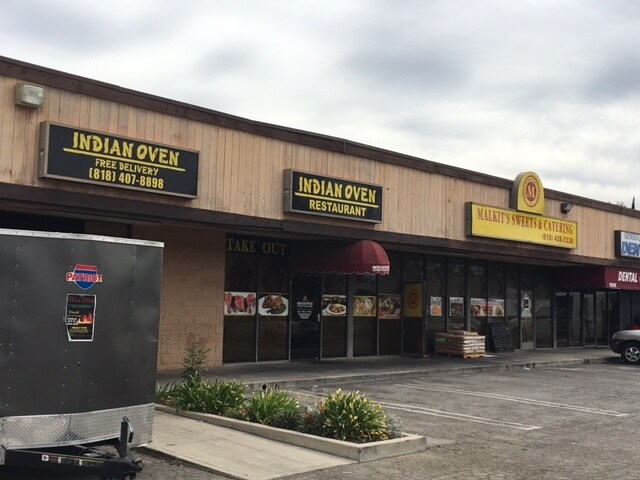 More Photos Of 10100-10122 Topanga Canyon Blvd, Chatsworth Freestanding For Lease