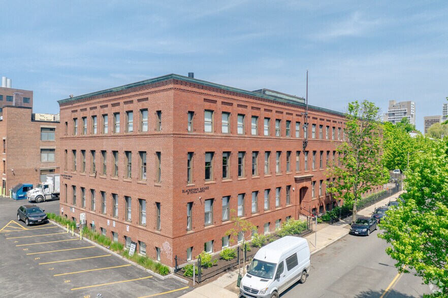 Primary Photo Of 237 Putnam Ave, Cambridge Office For Lease