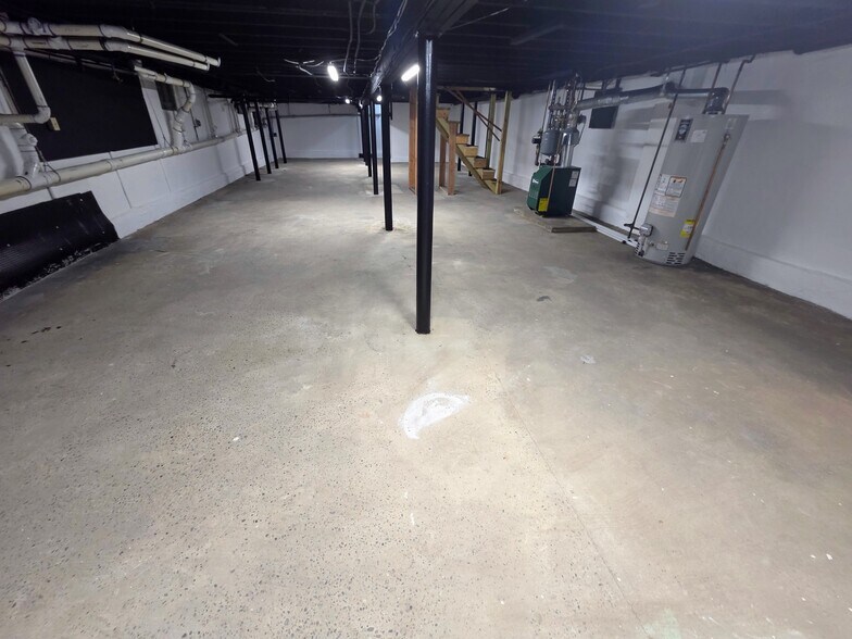 More Photos Of 1125 Prospect St, Ewing Storefront Retail Residential For Lease