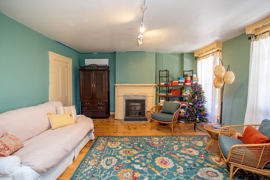 More Photos Of 45 Bridge St, Lambertville Storefront Retail Office For Sale