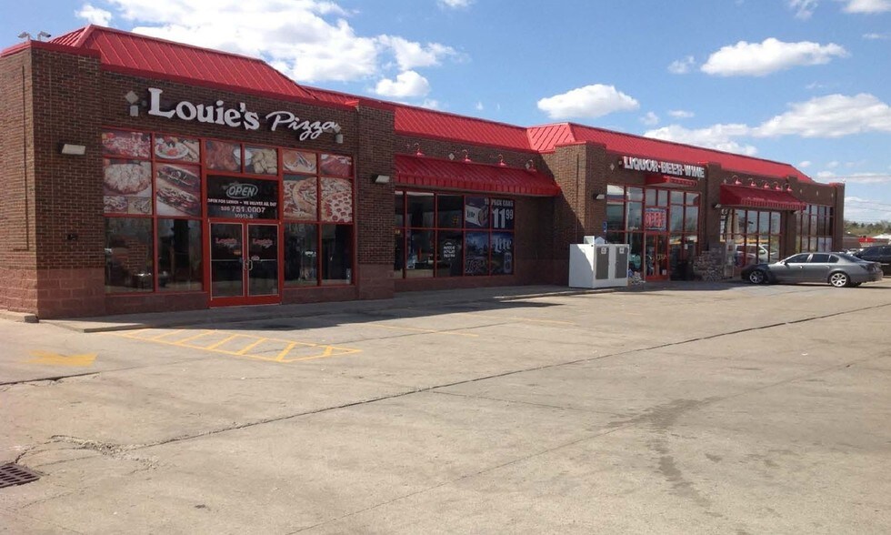 More Photos Of 30905-30953 Mound Rd, Warren Service Station For Lease