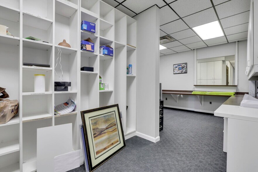 More Photos Of 4241 Kimberly Pky, Columbus Office For Sale