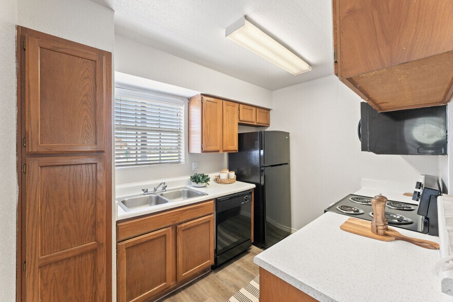 More Photos Of 6635 S Staples St, Corpus Christi Apartments For Sale