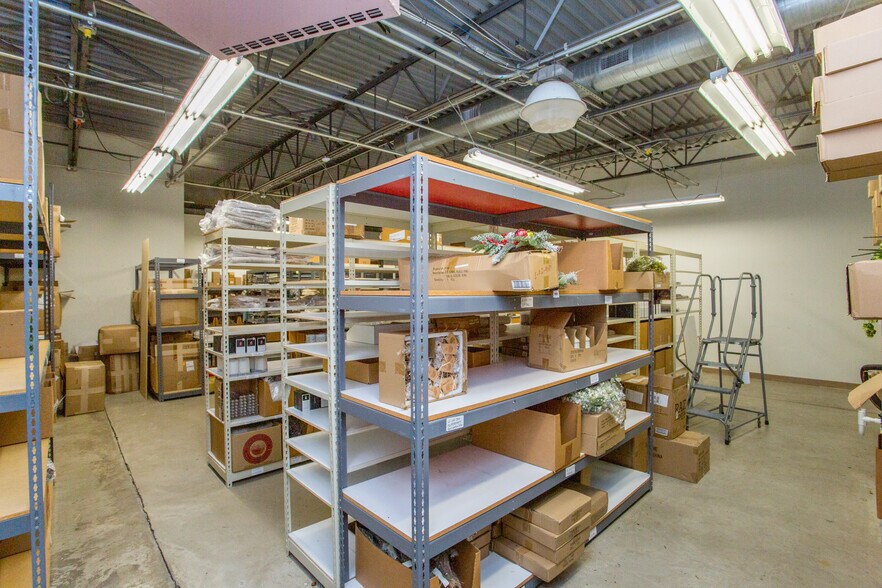 More Photos Of 1806 Deep Run Rd, Pipersville Industrial For Lease