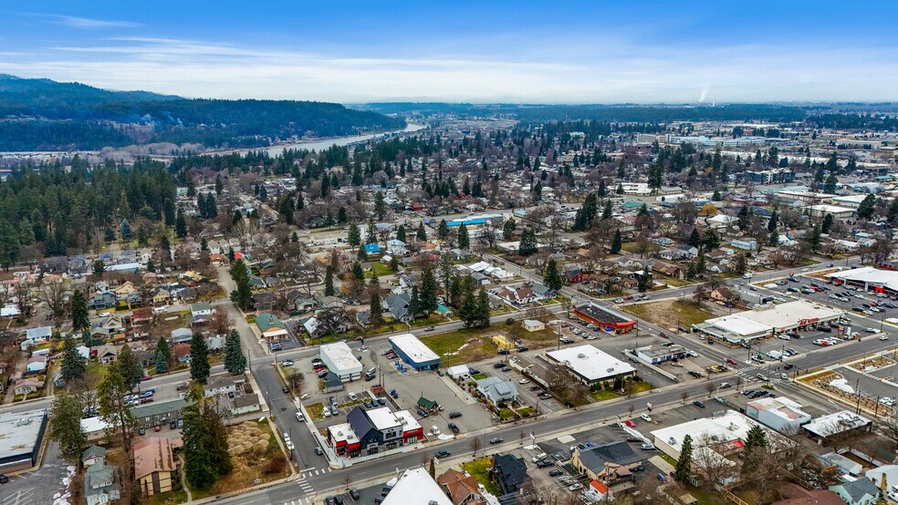 More Photos Of 1114 N 3rd St, Coeur d'Alene Service Station For Sale