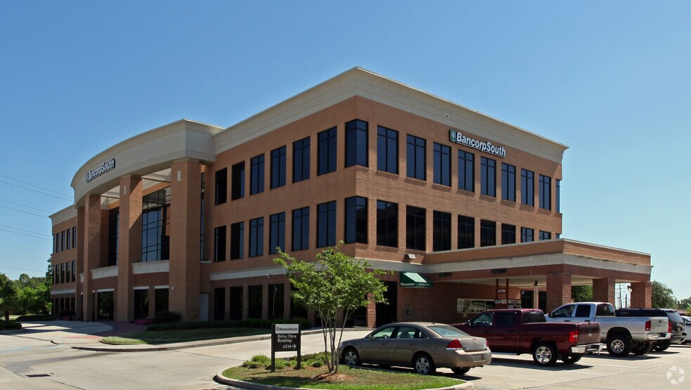 More Photos Of 6100 Corporate Blvd, Baton Rouge Office Residential For Lease