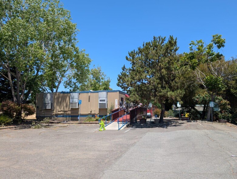 More Photos Of 2236 Mariner Square Dr, Alameda Office Residential For Sale