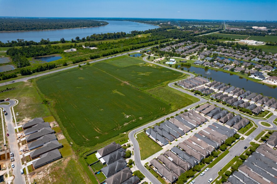 More Photos Of Lexington Estates Commercial-Nicholson Drive, Baton Rouge Land For Sale