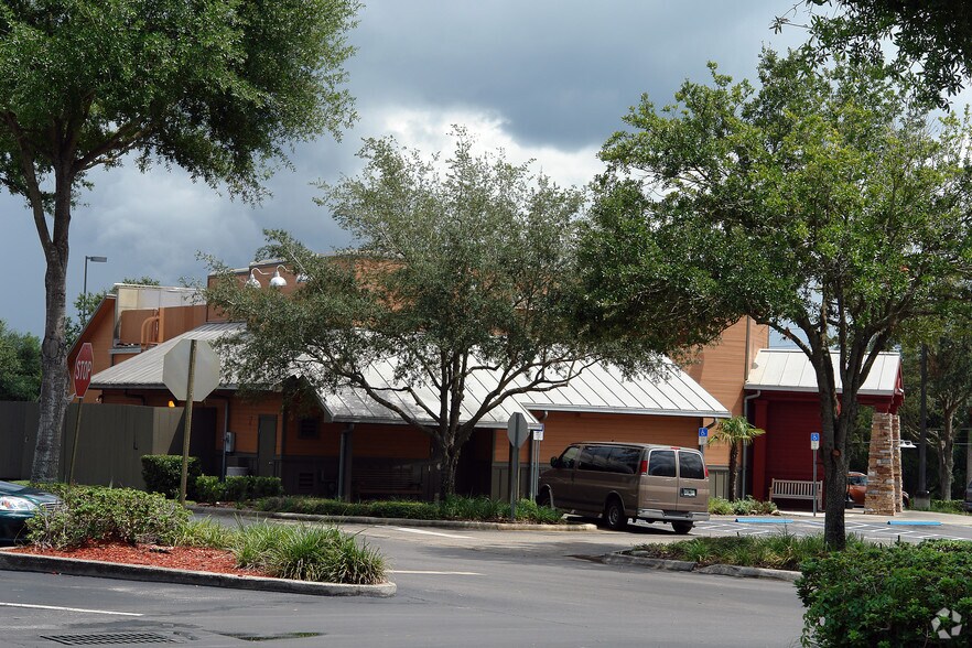 More Photos Of 303 SE 17th St, Ocala Unknown For Lease