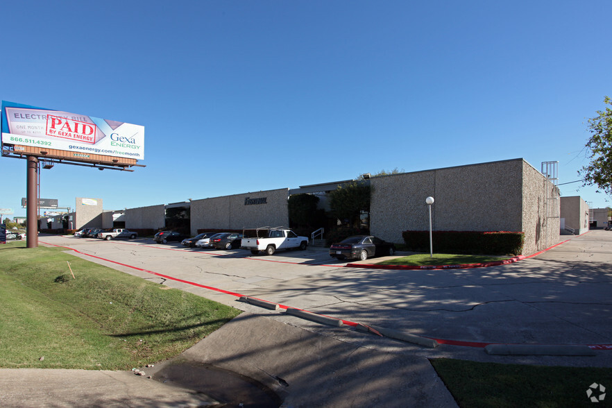 Primary Photo Of 10702-10728 N Stemmons Fwy, Dallas Distribution For Lease