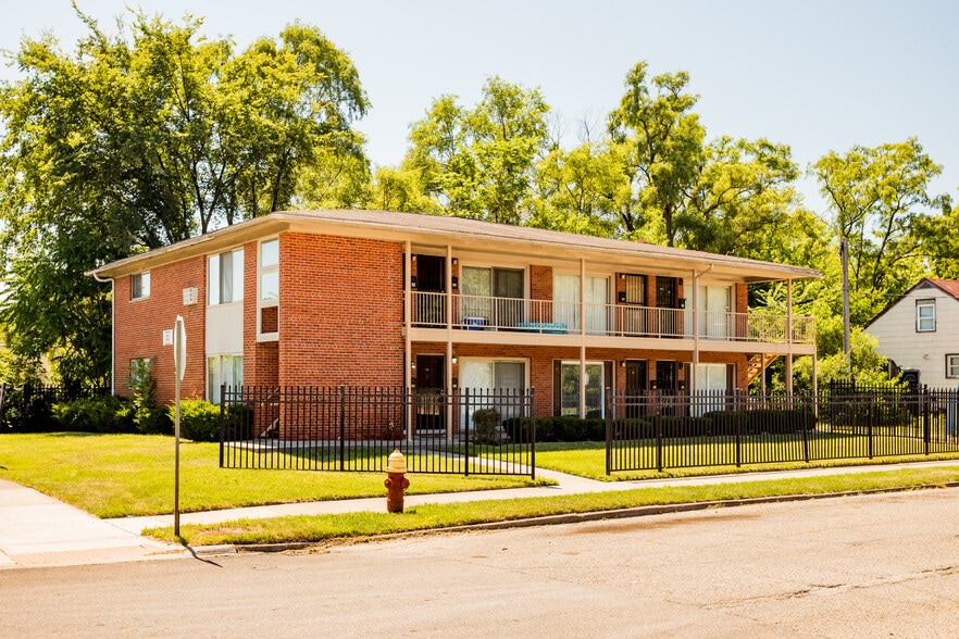 Primary Photo Of 9439 Chalmers St, Detroit Apartments For Sale