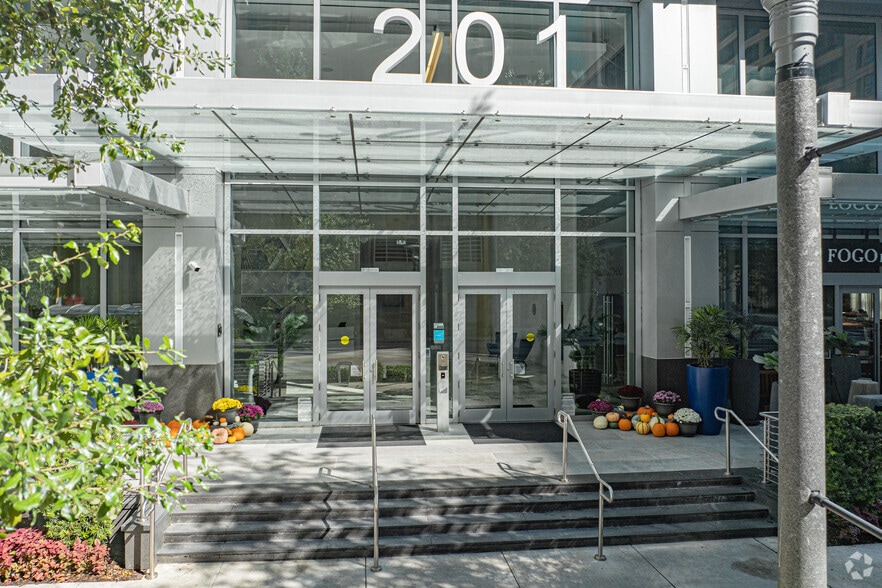 More Photos Of 201 E Las Olas Blvd, Fort Lauderdale Office For Lease