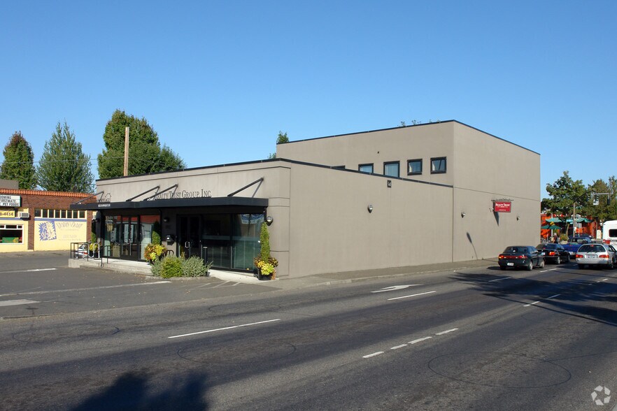 Primary Photo Of 3902 NE Sandy Blvd, Portland Office For Sale