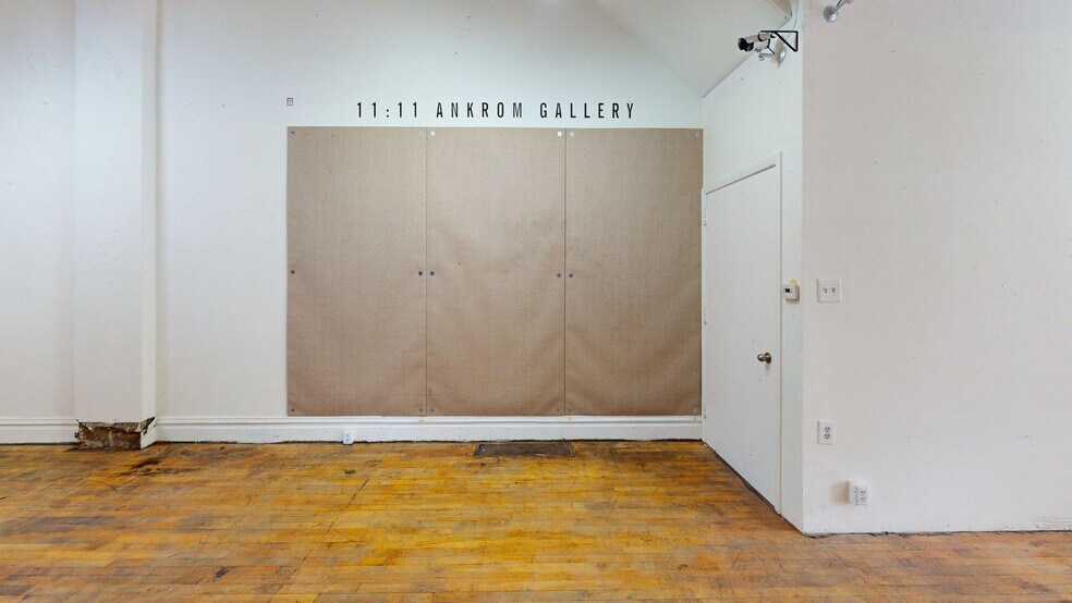 More Photos Of 252 N Park St, Decatur General Retail For Lease