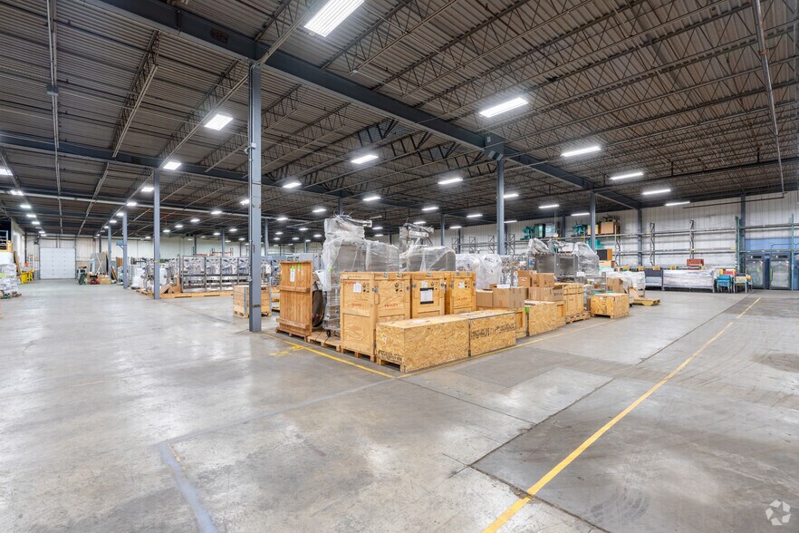 More Photos Of 5 Dan Rd, Canton Manufacturing For Lease