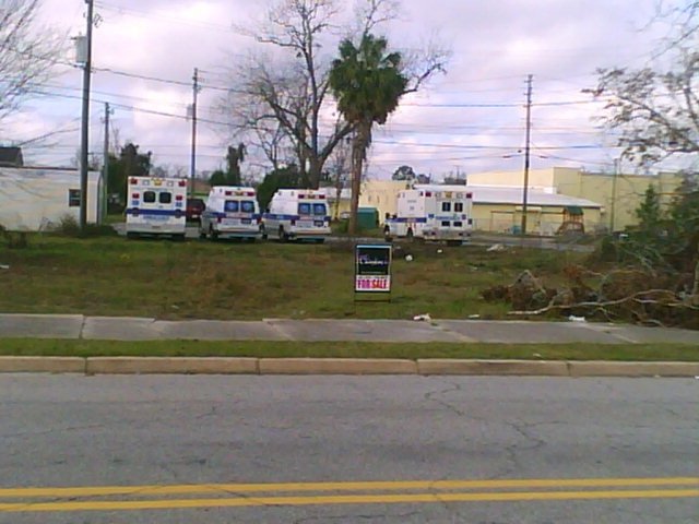 Primary Photo Of 217 Broad St, Jesup Land For Sale