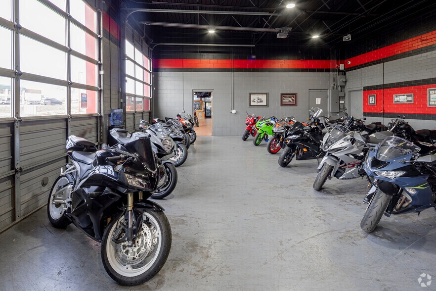 More Photos Of 5900 S College Ave, Fort Collins Freestanding For Sale