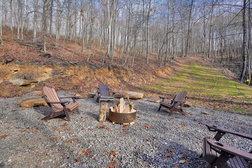More Photos Of 21360 State Route 327, Laurelville Specialty For Sale