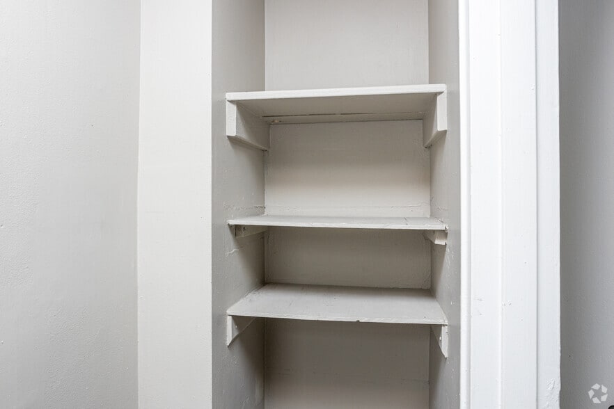 More Photos Of 512 W Ormsby Ave, Louisville Apartments For Sale