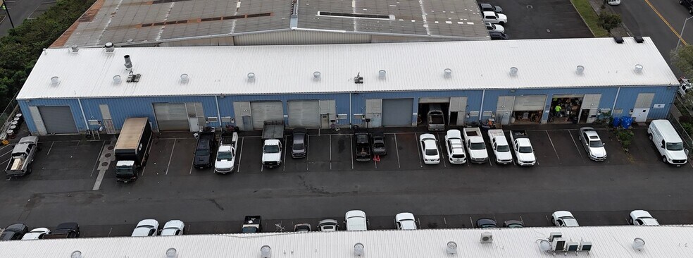 More Photos Of 99-1135 Iwaena St, Aiea Industrial For Sale