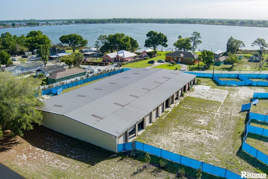 More Photos Of 850 2nd St, Winter Haven Land For Lease