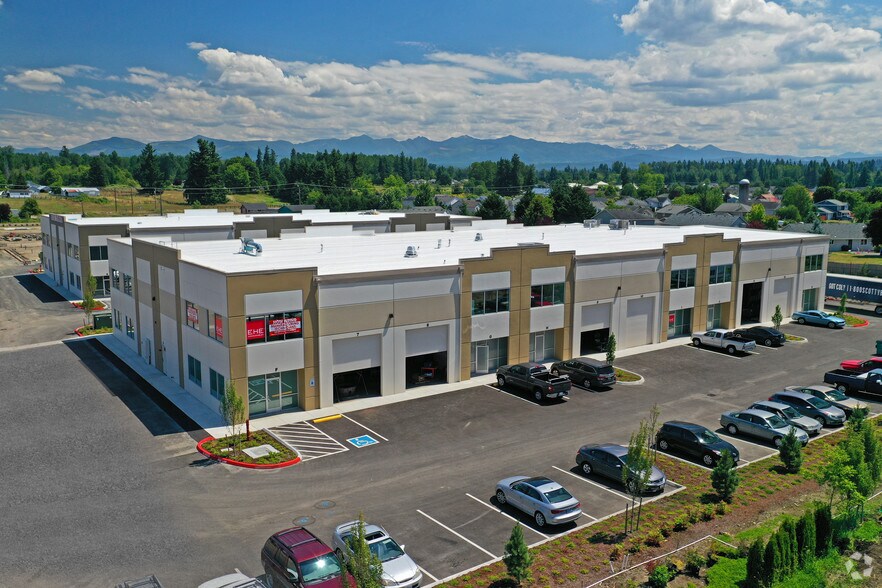 More Photos Of 10007 234th Ave E, Bonney Lake Distribution For Lease