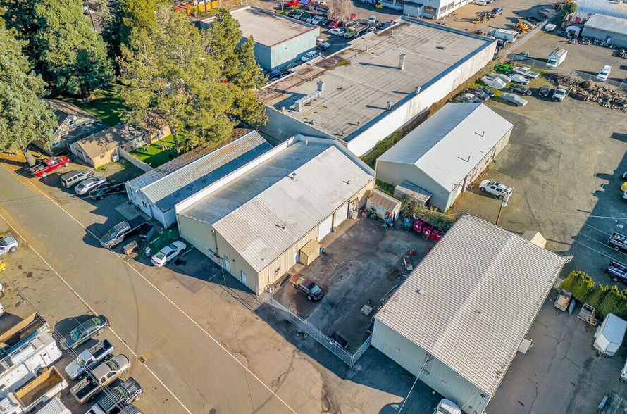 More Photos Of 160 SW Freeman Ave, Hillsboro Warehouse For Lease