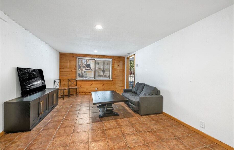 More Photos Of 40143 Big Bear Blvd, Big Bear Lake Storefront Retail Residential For Sale