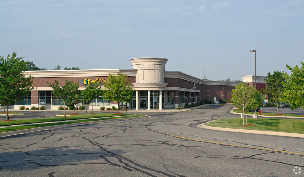 Primary Photo Of 2655 E Grand River Ave, East Lansing Freestanding For Lease