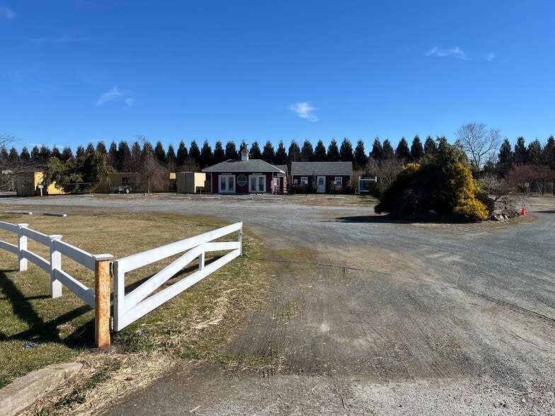 More Photos Of 5996 Augustine Herman Hwy, Cecilton Land For Lease